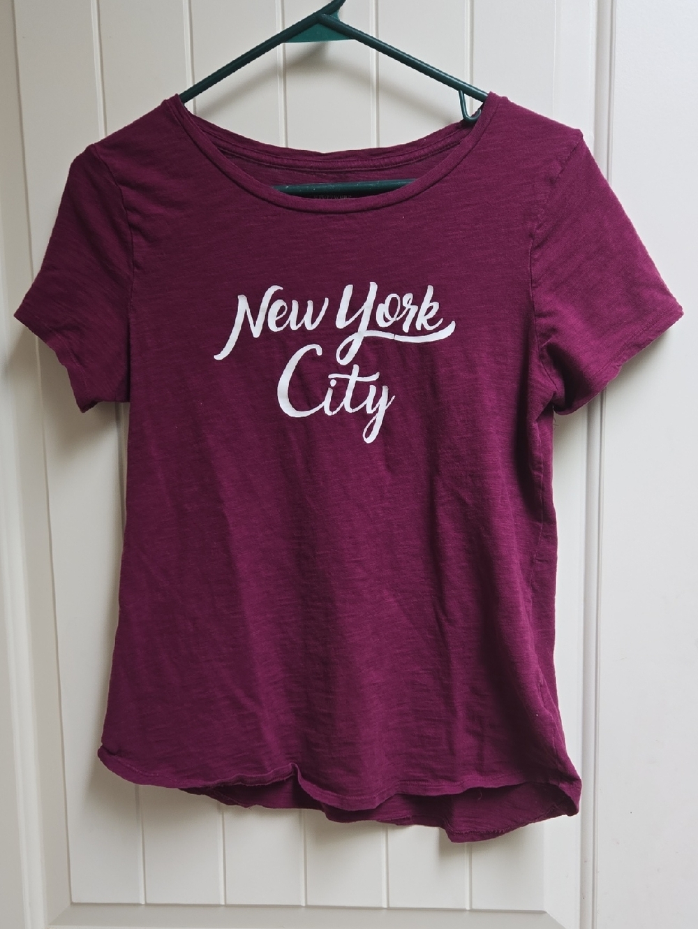 Old Navy New York City Script Tee - Plum Pink Women's Top Shirt Small